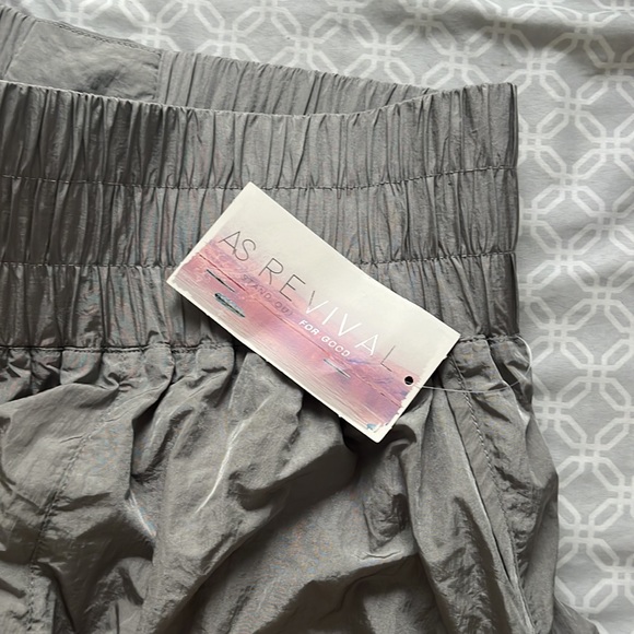 NEW WITH TAGS. ALDTERD STATE SHORTS. NEVER WORN - Picture 2 of 4